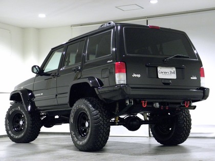 オフロードタイヤ　jeepグランドチェロキー中古車取り外し18インチ最終値下げ オフロードタイヤ jeepグランドチェロキーリミテッド中古車